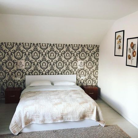 Krashanka Villa Tatariv Kültér fotó